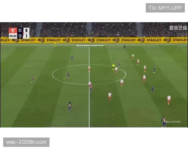 佩德里与伊涅斯塔的巴萨中场适配性及控制力差异解析